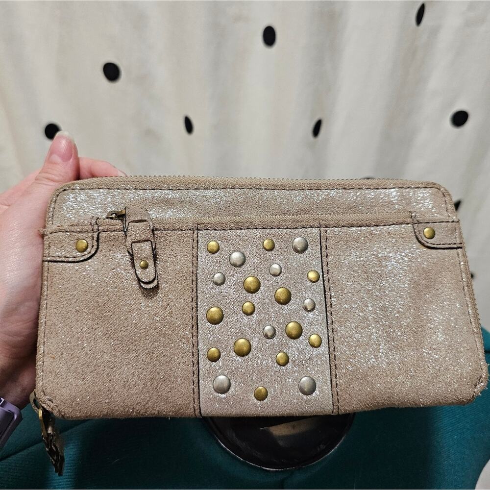 Fossil glittery sparkle beige gold suede studded crossbody purse‎ zip wallet
